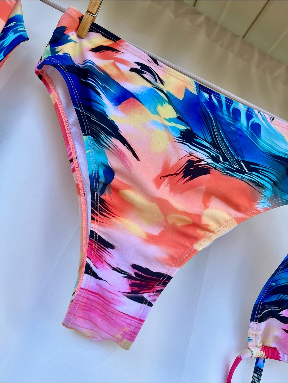 Vibrant Tropical Print Bikini Set with Cover-Up Skirt - Picture 3 of 13